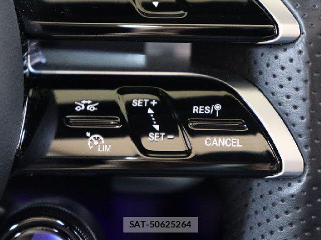 Mercedes Benz E-CLASS 2021-07 8208588-16