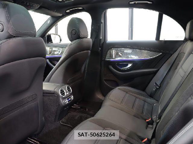 Mercedes Benz E-CLASS 2021-07 8208588-3