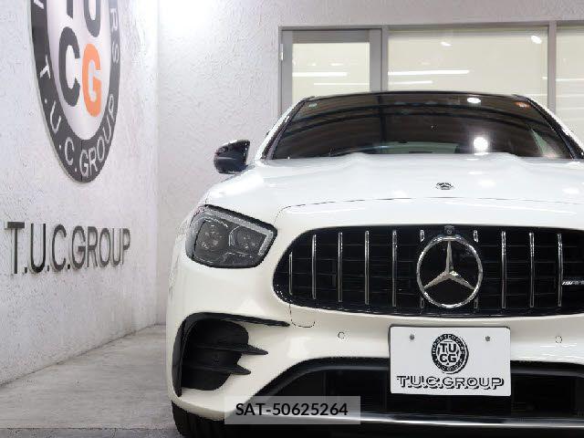 Mercedes Benz E-CLASS 2021-07 8208588-4