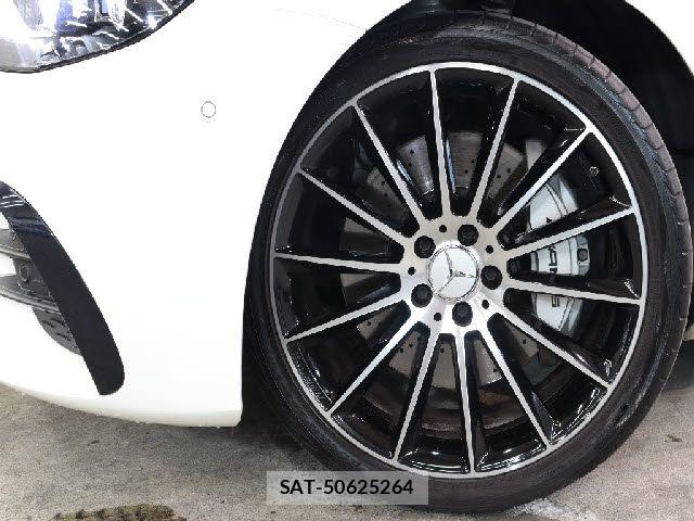 Mercedes Benz E-CLASS 2021-07 8208588-7