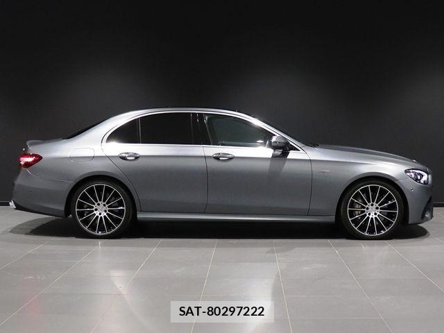 Mercedes Benz E-CLASS 2022-05 8562573-9