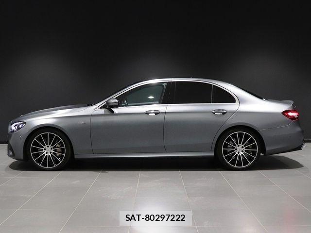 Mercedes Benz E-CLASS 2022-05 8562573-15