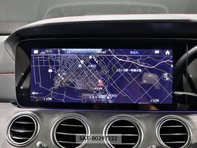 Mercedes Benz E-CLASS 2022-05 8562573-17