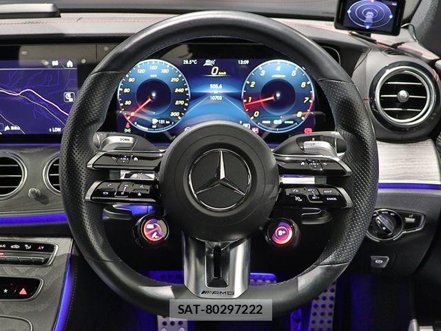 Mercedes Benz E-CLASS 2022-05 8562573-22