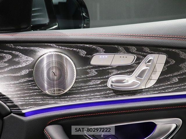 Mercedes Benz E-CLASS 2022-05 8562573-25