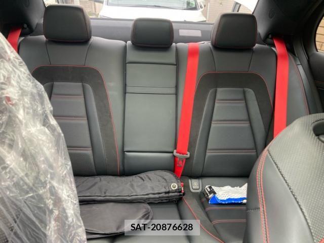Mercedes Benz E-CLASS 2019-03 8660106-25