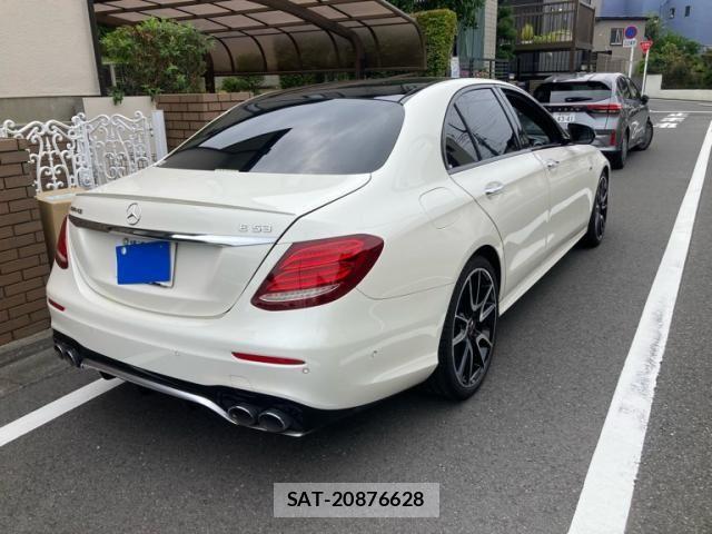 Mercedes Benz E-CLASS 2019-03 8660106-3
