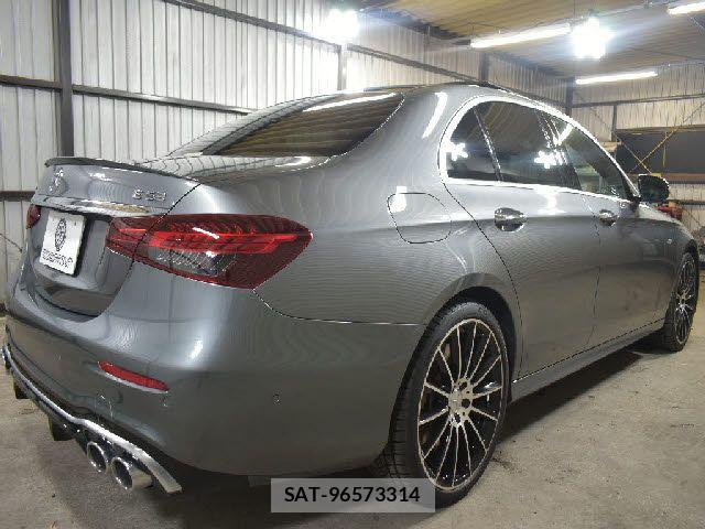 Mercedes Benz E-CLASS 2021-12 8666469-2