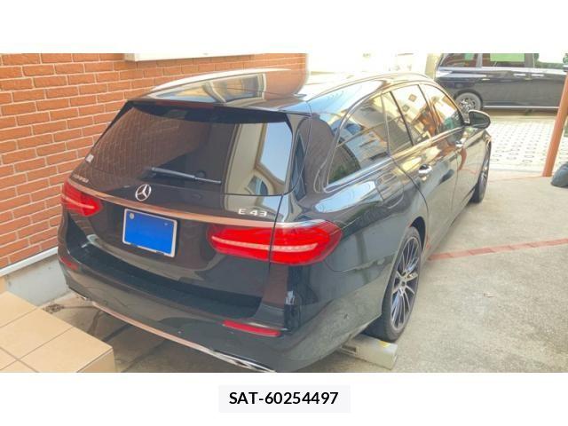 Mercedes Benz E-CLASS 2018-04 7979865-3
