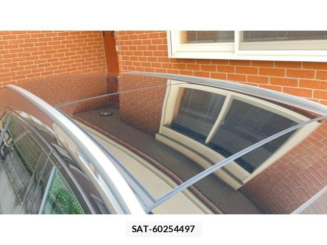 Mercedes Benz E-CLASS 2018-04 7979865-6