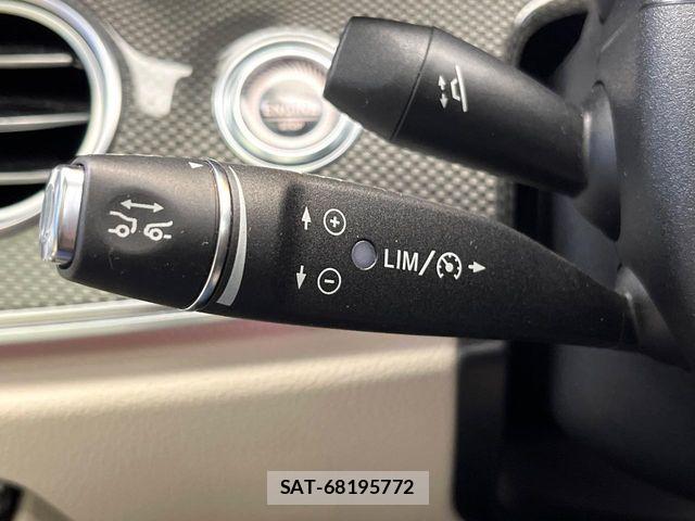 Mercedes Benz E-CLASS 2018-01 8146126-4
