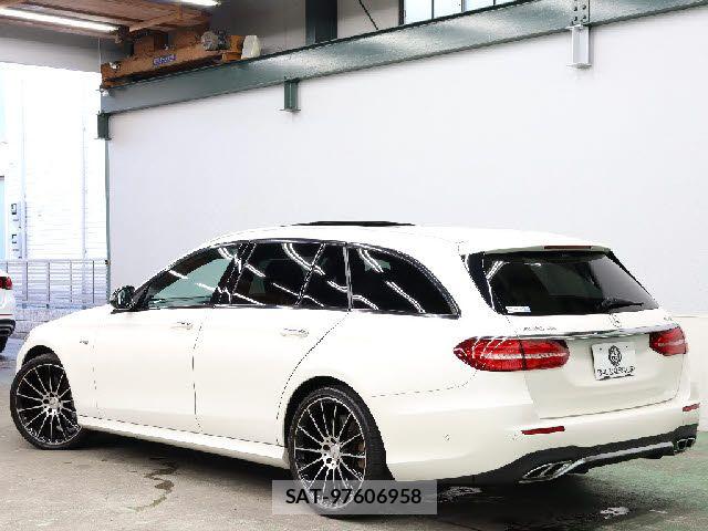 Mercedes Benz E-CLASS 2017-02 8074496-14
