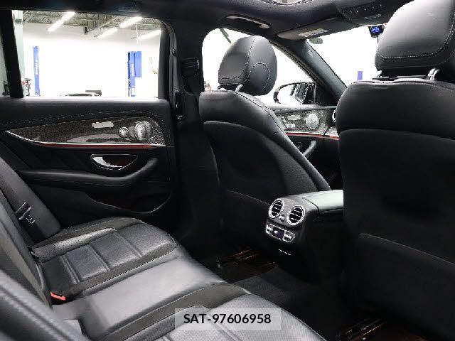 Mercedes Benz E-CLASS 2017-02 8074496-19