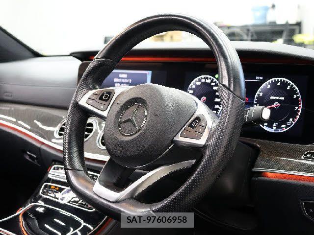 Mercedes Benz E-CLASS 2017-02 8074496-26