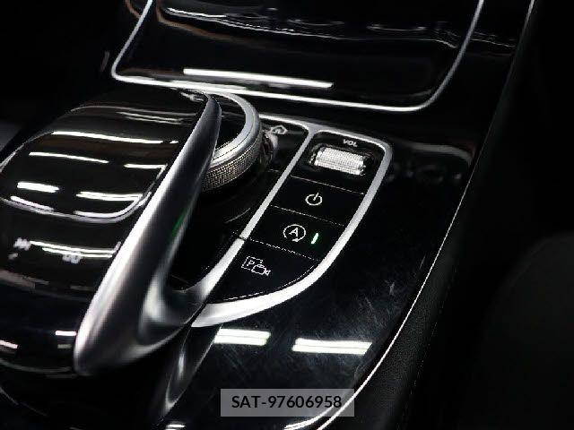 Mercedes Benz E-CLASS 2017-02 8074496-28