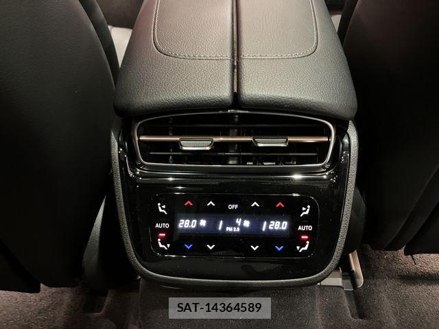 Mercedes Benz EQE 2024-11 3675476-12