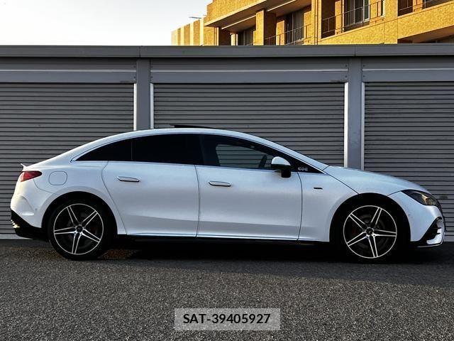 Mercedes Benz EQE 2023-09 3771744-15