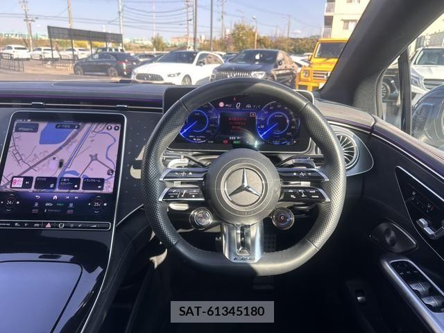 Mercedes Benz EQE 2023-05 4596052-11