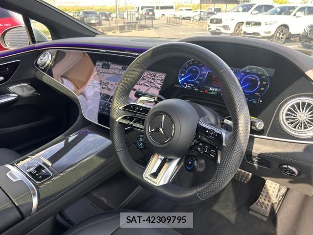 Mercedes Benz EQE 2023-04 7221457-1