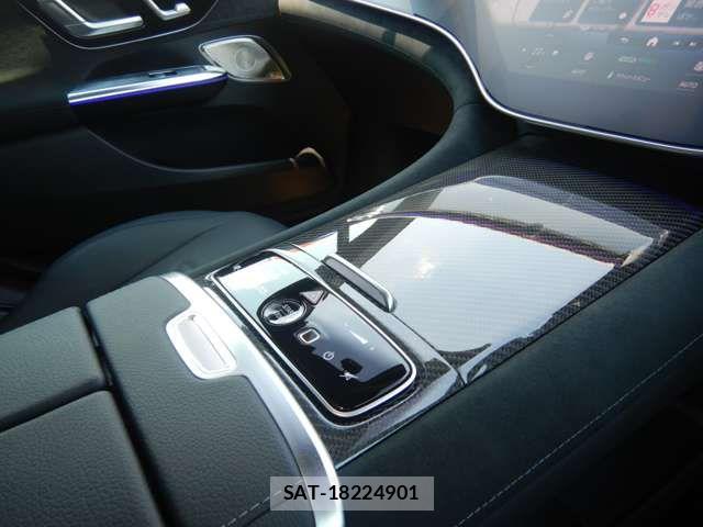Mercedes Benz EQE 2022-12 7562404-15