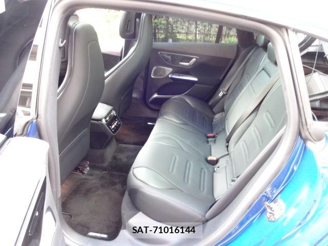 Mercedes Benz EQE 2023-02 7562403-17