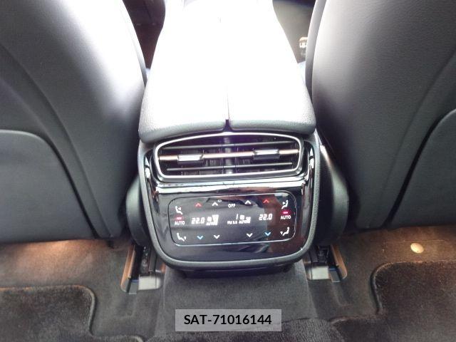 Mercedes Benz EQE 2023-02 7562403-18