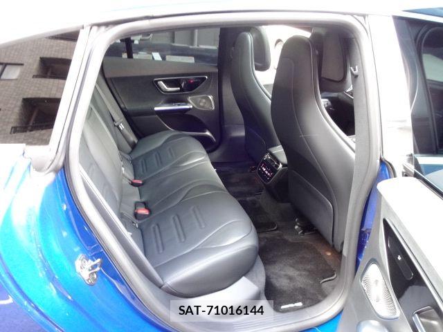 Mercedes Benz EQE 2023-02 7562403-19