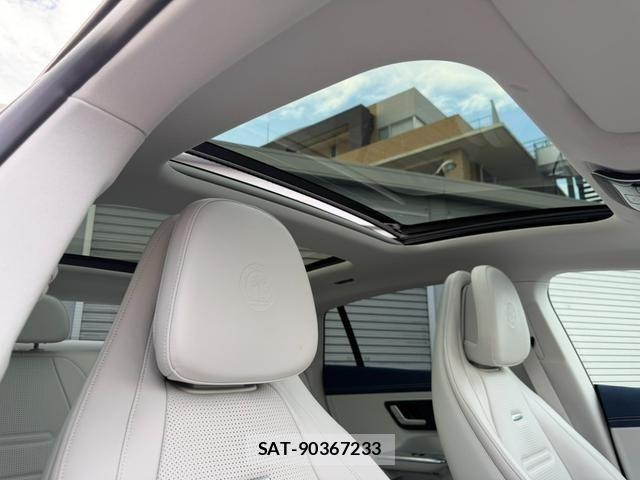 Mercedes Benz EQE 2023-09 8336683-7