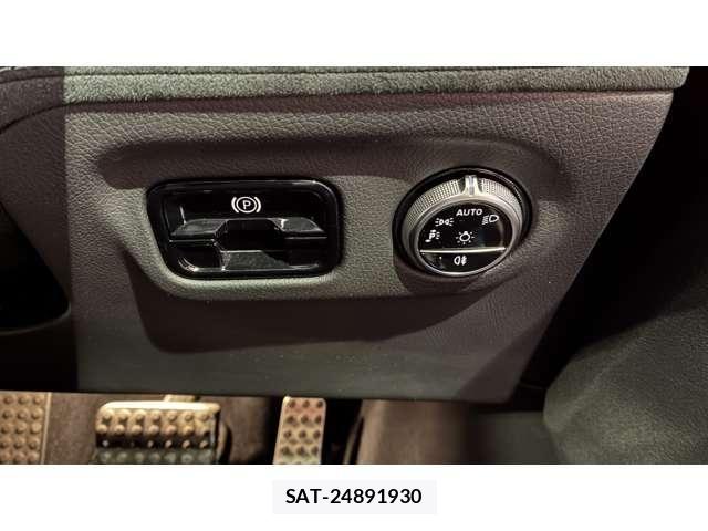 Mercedes Benz EQE 2023-06 8562576-9