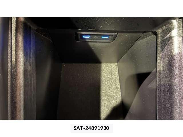 Mercedes Benz EQE 2023-06 8562576-23