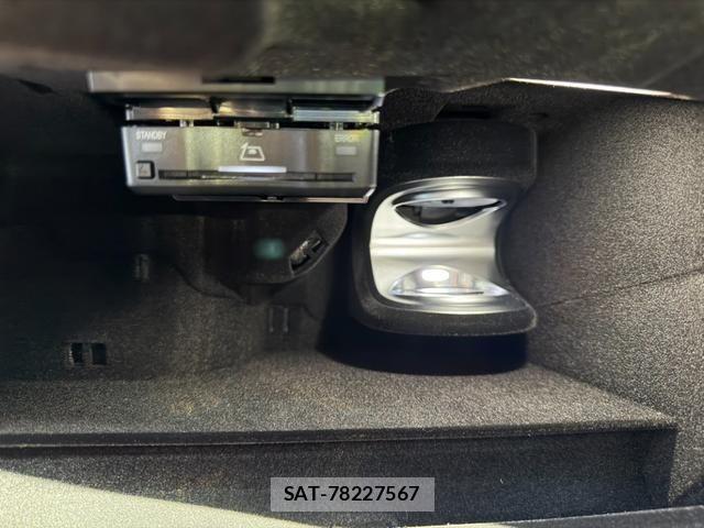 Mercedes Benz EQE 2024-11 8666470-12