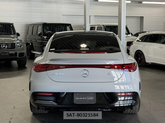 Mercedes Benz EQE 2023-06 8743708-3