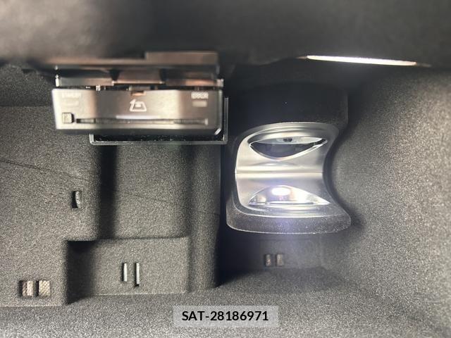Mercedes Benz EQE 2024-08 4966564-9