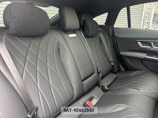 Mercedes Benz EQS 2024-03 7877605-4