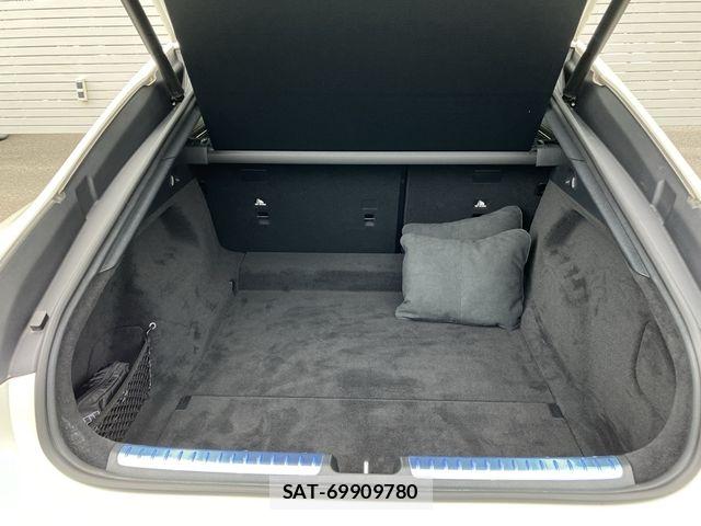 Mercedes Benz EQS 2024-03 7979869-9