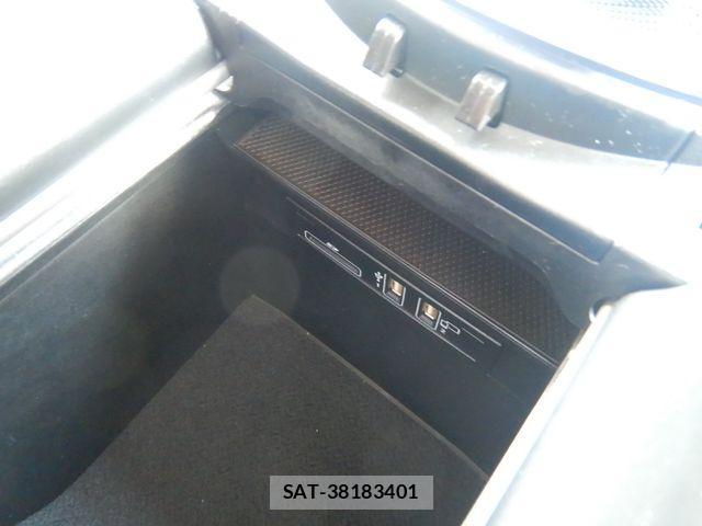 Mercedes Benz G-CLASS 2024-03 1554442-22