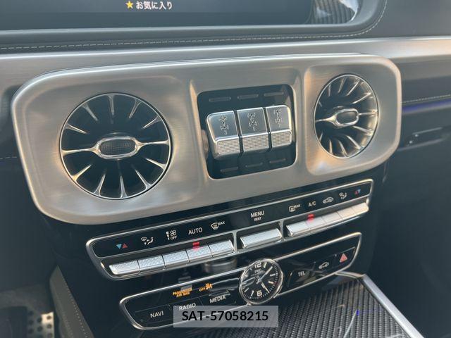 Mercedes Benz G-CLASS 2019-07 6012521-19