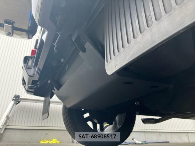 Mercedes Benz G-CLASS 2018-03 8036618-5