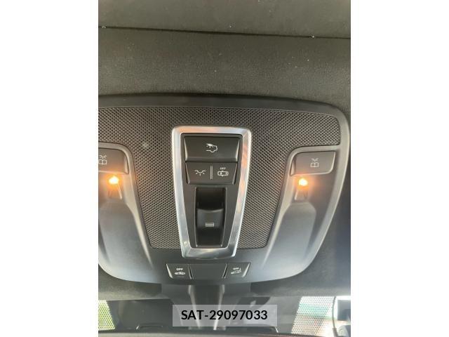 Mercedes Benz G-CLASS 2018-05 8208594-27