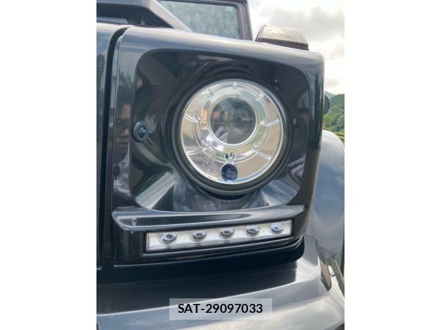 Mercedes Benz G-CLASS 2018-05 8208594-4