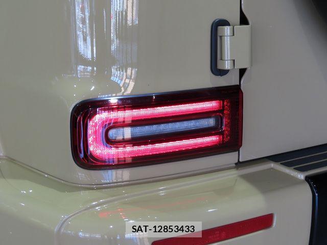 Mercedes Benz G-CLASS 2020-01 8208593-8