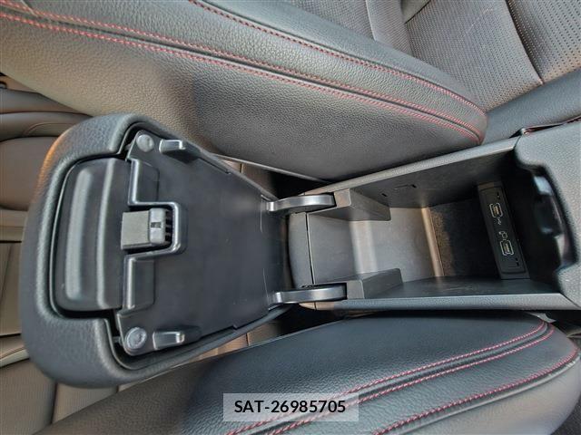 Mercedes Benz GLA-CLASS 2018-01 1429236-25