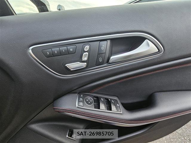 Mercedes Benz GLA-CLASS 2018-01 1429236-27