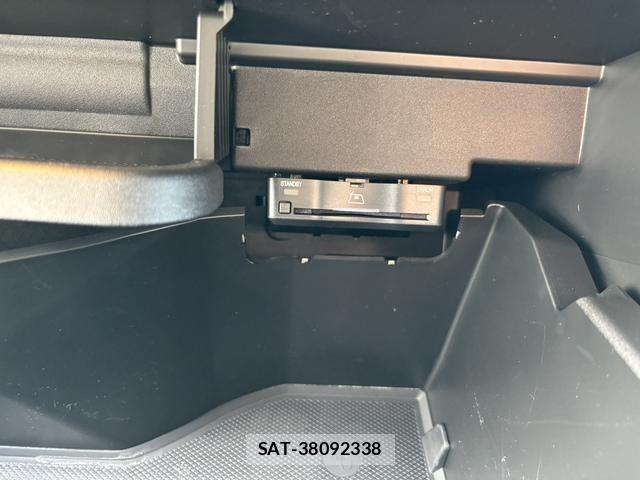 Mercedes Benz GLA-CLASS 2025-06 6012522-12