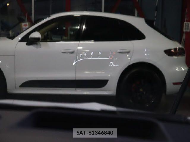 Mercedes Benz GLA-CLASS 2021-05 6641928-11