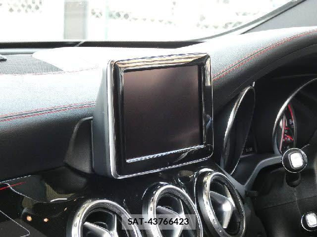 Mercedes Benz GLA-CLASS 2014-09 6791232-9