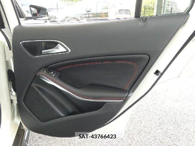 Mercedes Benz GLA-CLASS 2014-09 6791232-22