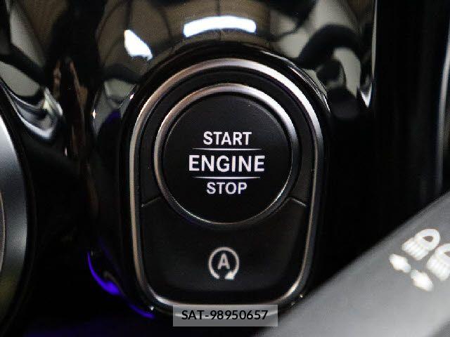 Mercedes Benz GLA-CLASS 2021-09 7251437-15