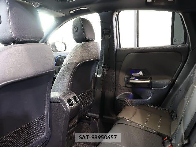 Mercedes Benz GLA-CLASS 2021-09 7251437-3