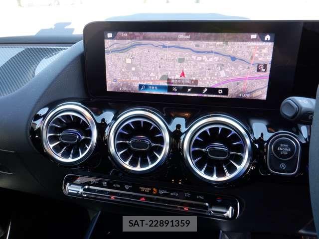 Mercedes Benz GLA-CLASS 2022-06 7358651-13
